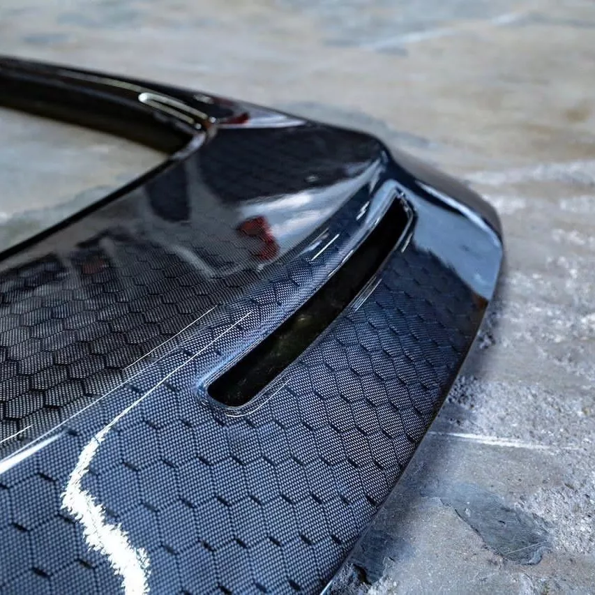 370z Carbon Fiber Hatch - Image 4