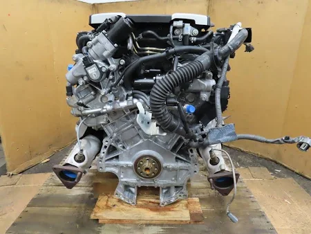 370z VQ37VHR Engine - Image 2