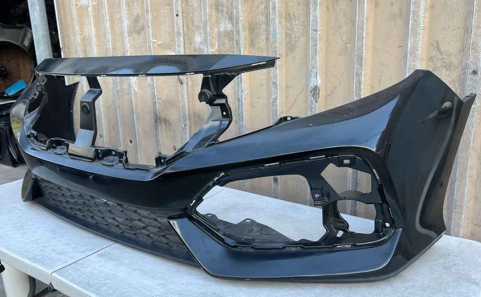 OEM Honda Civic Sport Front Bumper - Image 3
