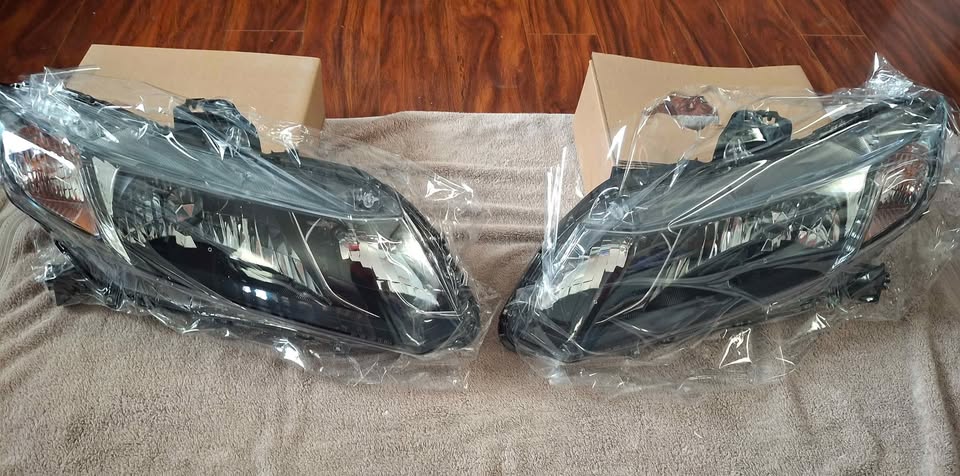 12-15 Honda Civic 4D Headlights